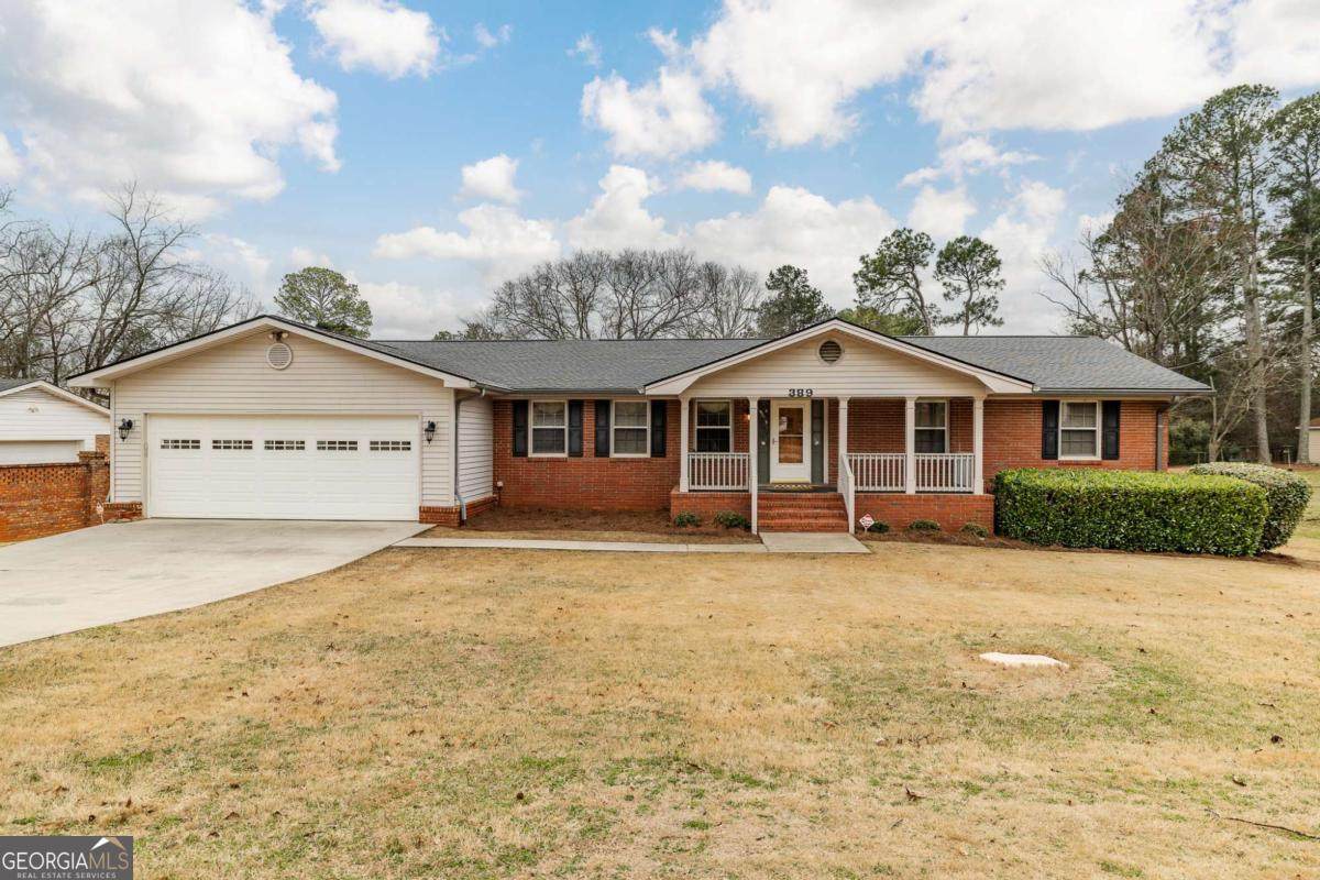 389 Ashton Drive - Photo 1