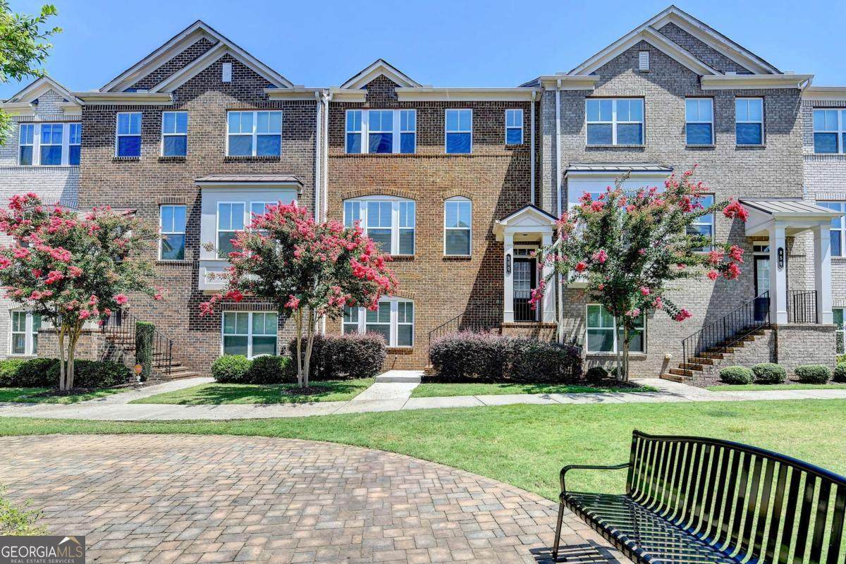 860 Sunset Park Drive - Photo 1