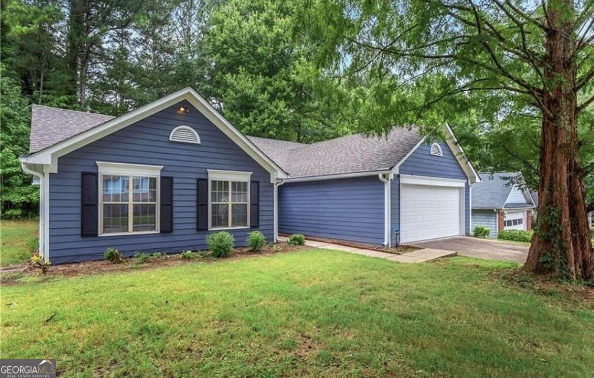 956 Forest Path - Photo 1