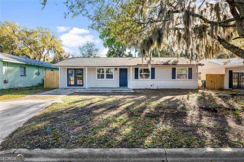 920 Johnston Street - Photo 1