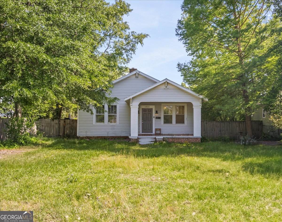 1823 Starnes Street - Photo 1