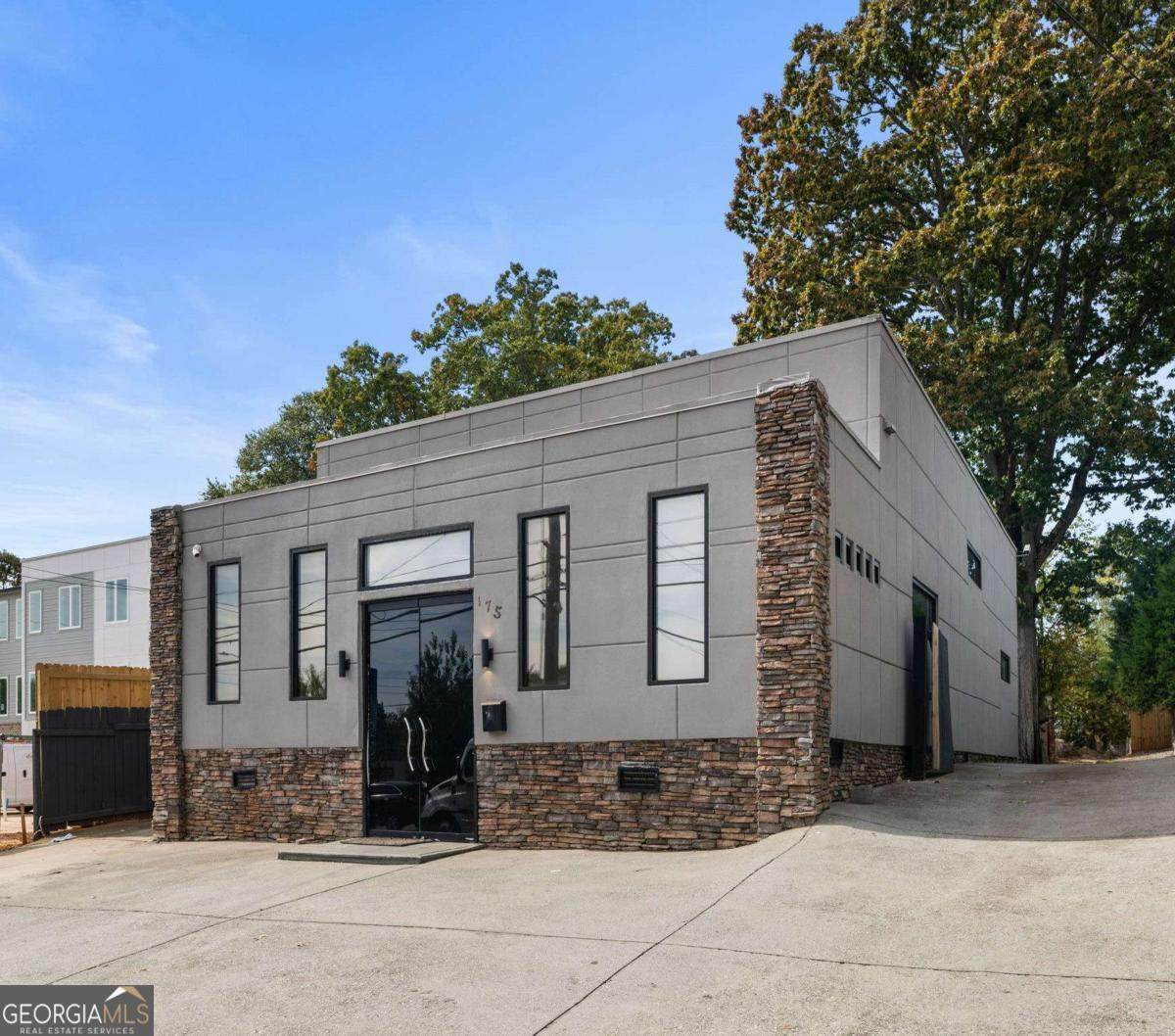 175 Moreland Avenue - Photo 1