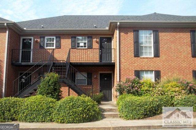 1055 Baxter Street - Photo 1