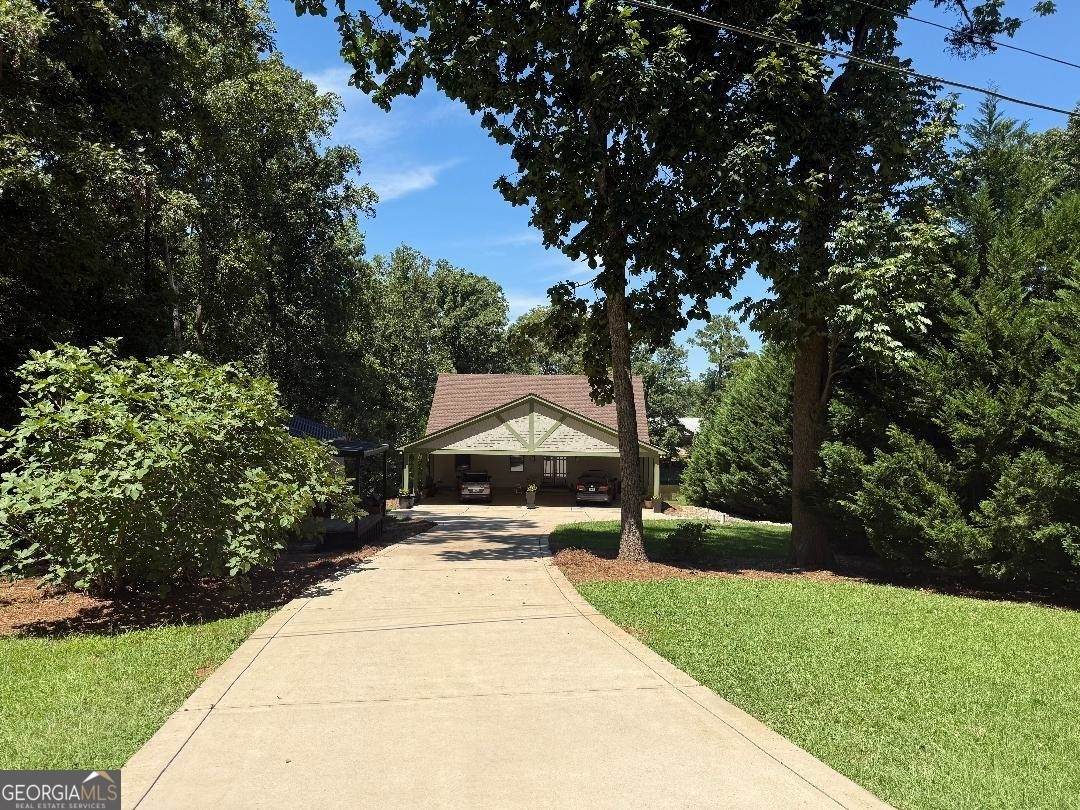 153 Lakeshore Drive - Photo 1