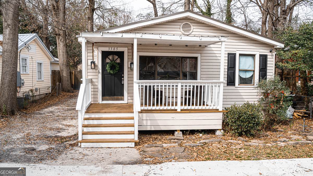3305 Cherokee Avenue - Photo 1