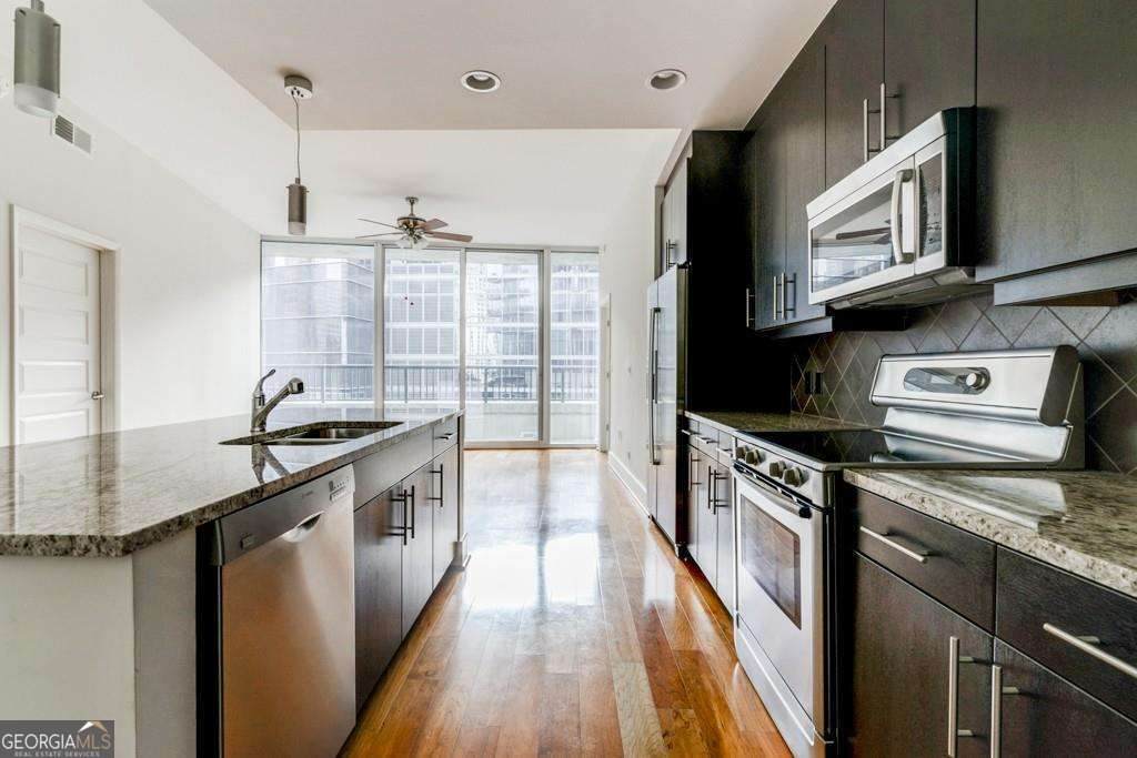 1080 Peachtree Street - Photo 1