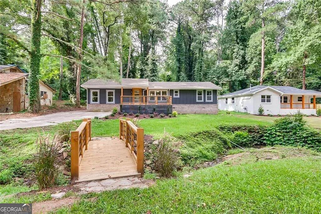 3216 Hollydale Drive - Photo 1