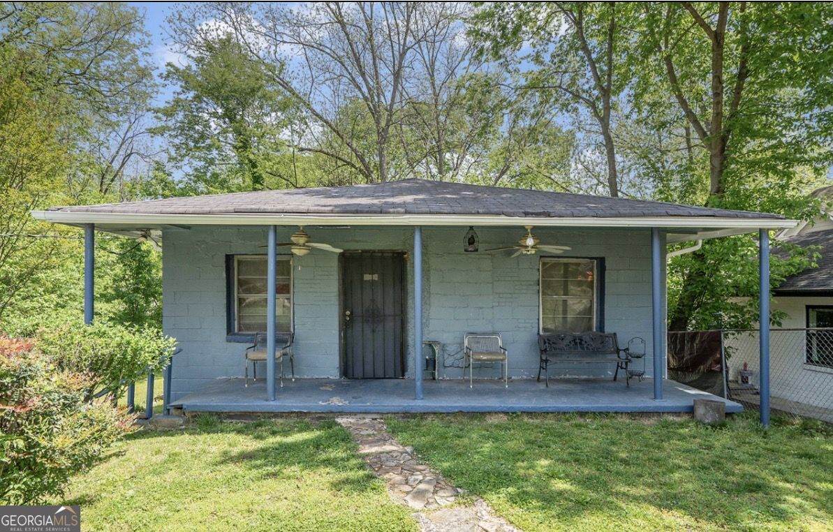 978 Grant Terrace - Photo 1
