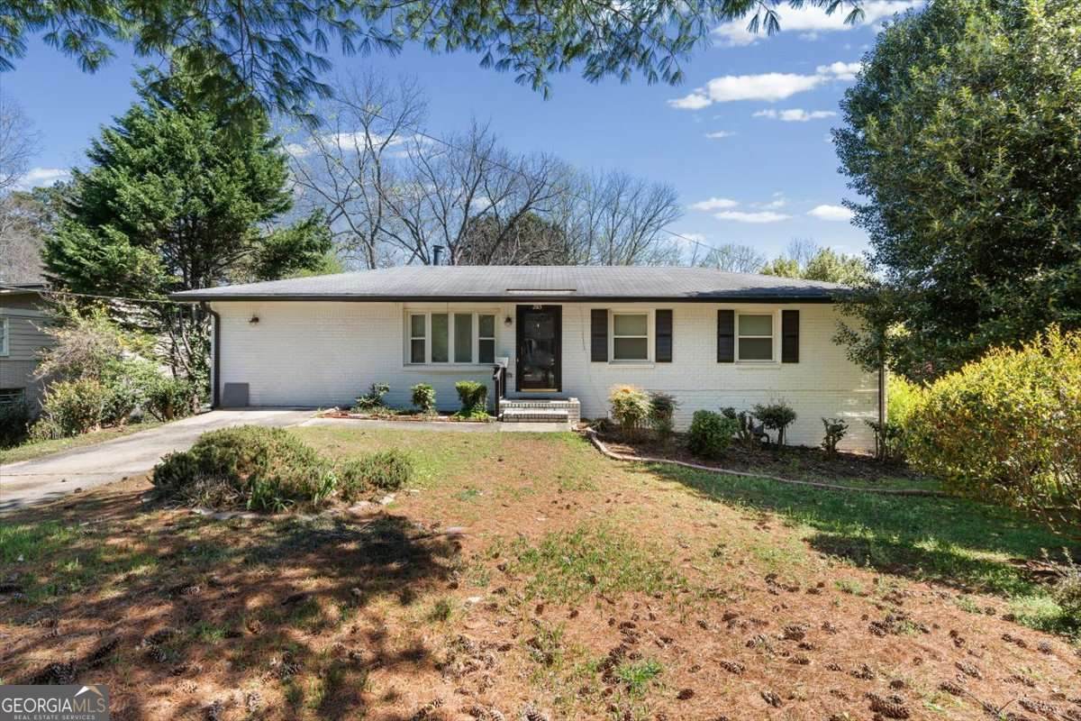 2815 Carolyn Drive - Photo 1