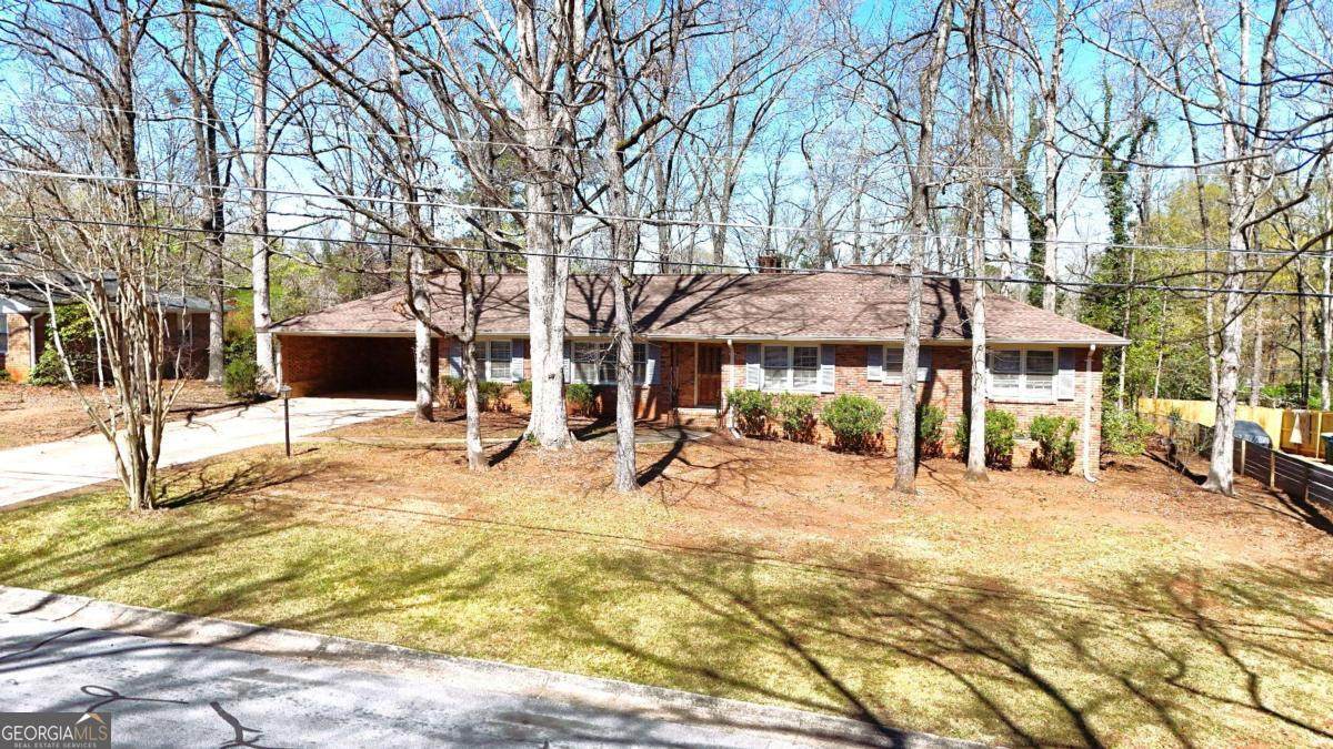 380 Ashton Drive - Photo 1