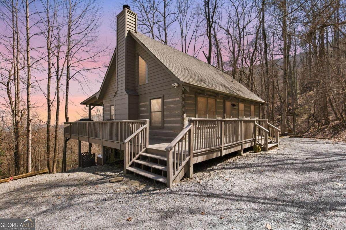 304 Ridge Circle - Photo 1