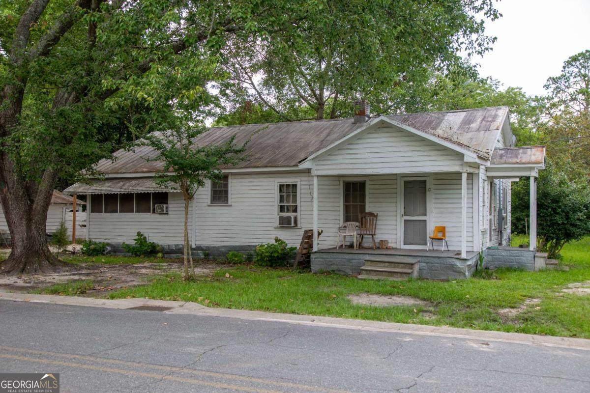 7 Burke Street - Photo 1