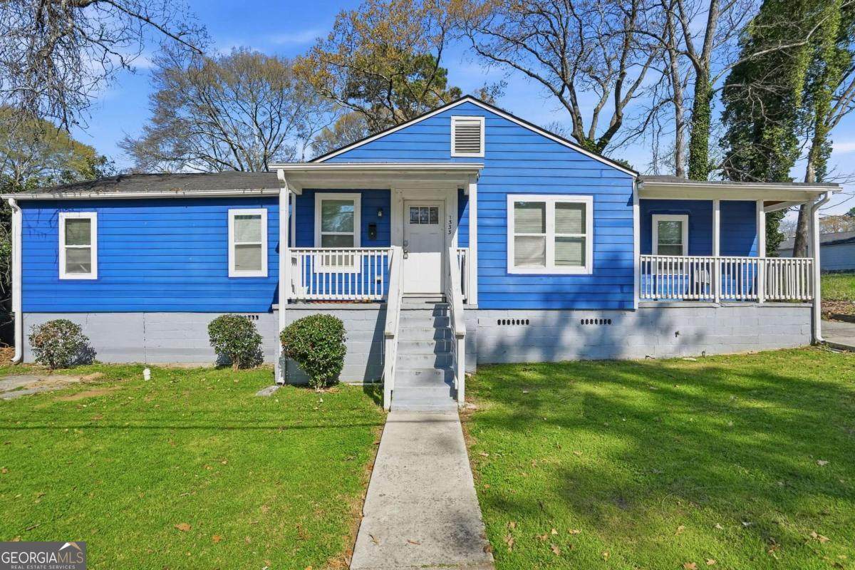 1333 Campbellton Road - Photo 1
