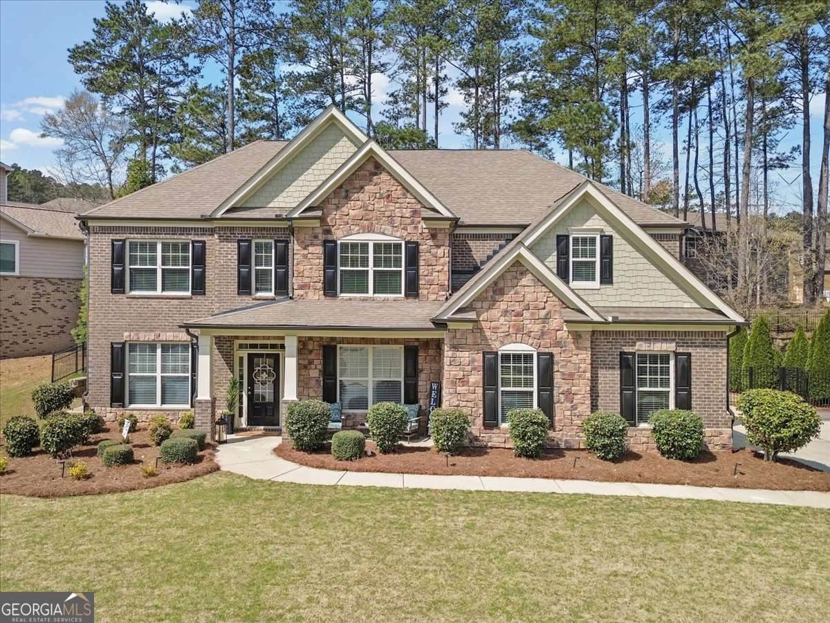 5472 Heatherbrooke Drive - Photo 1