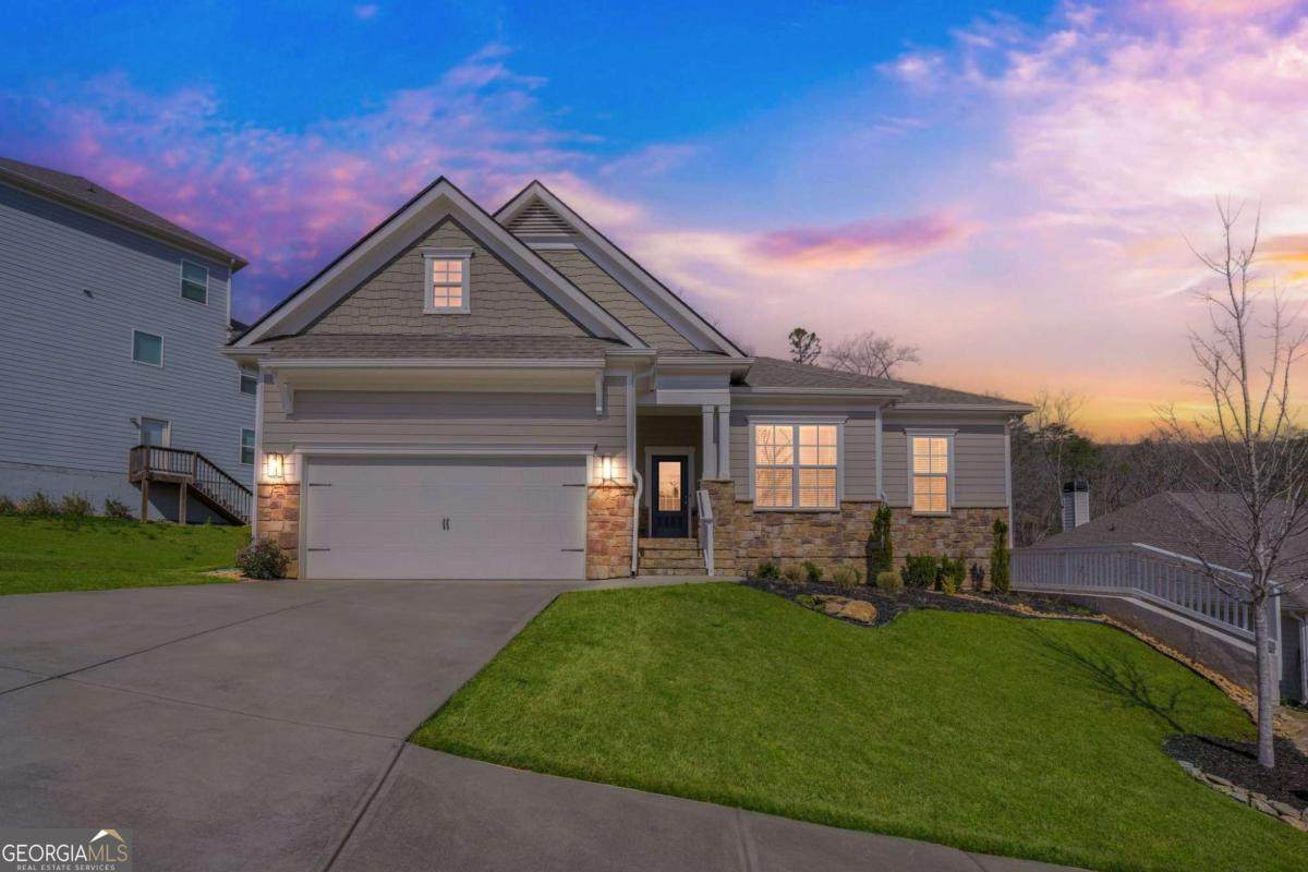 717 Broken Arrow - Photo 1