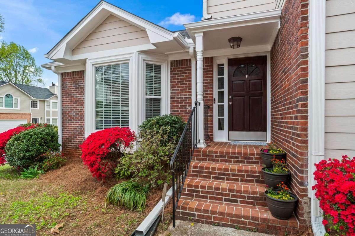 1175 Alexandria Court - Photo 1