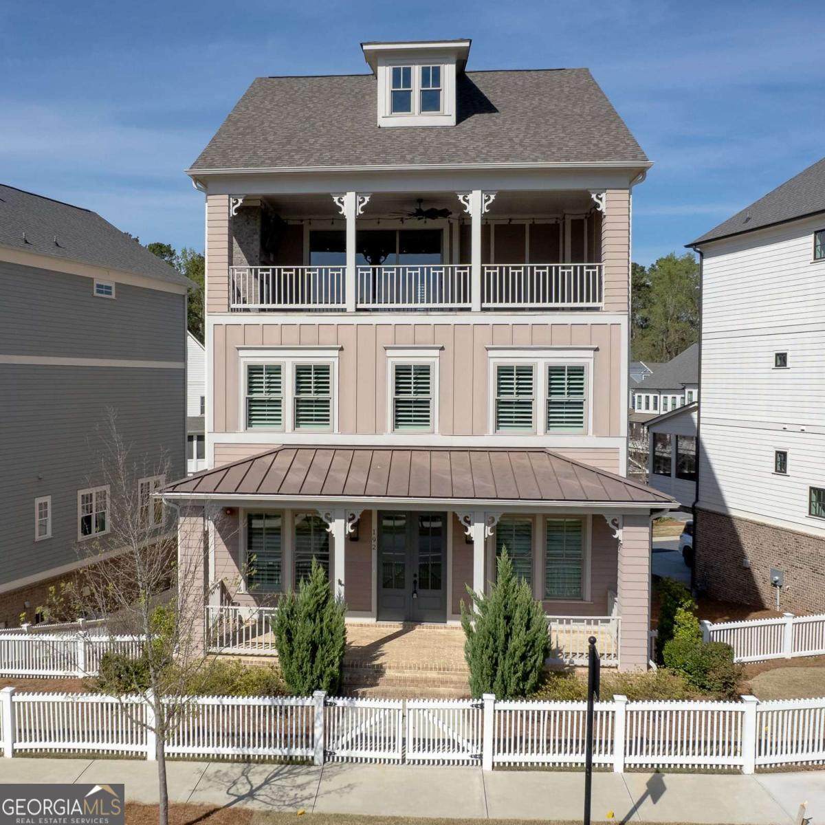 192 Brighton Boulevard - Photo 1