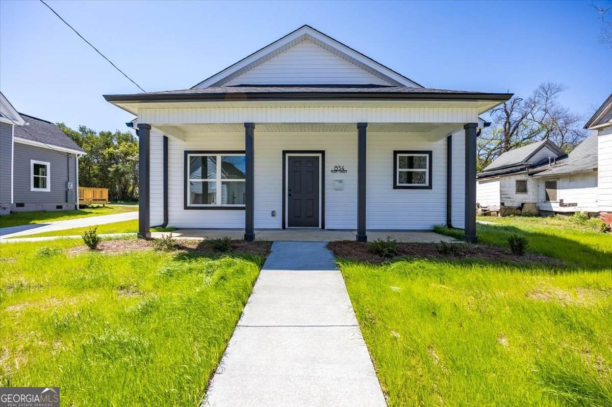 854 Plant Street - Photo 1