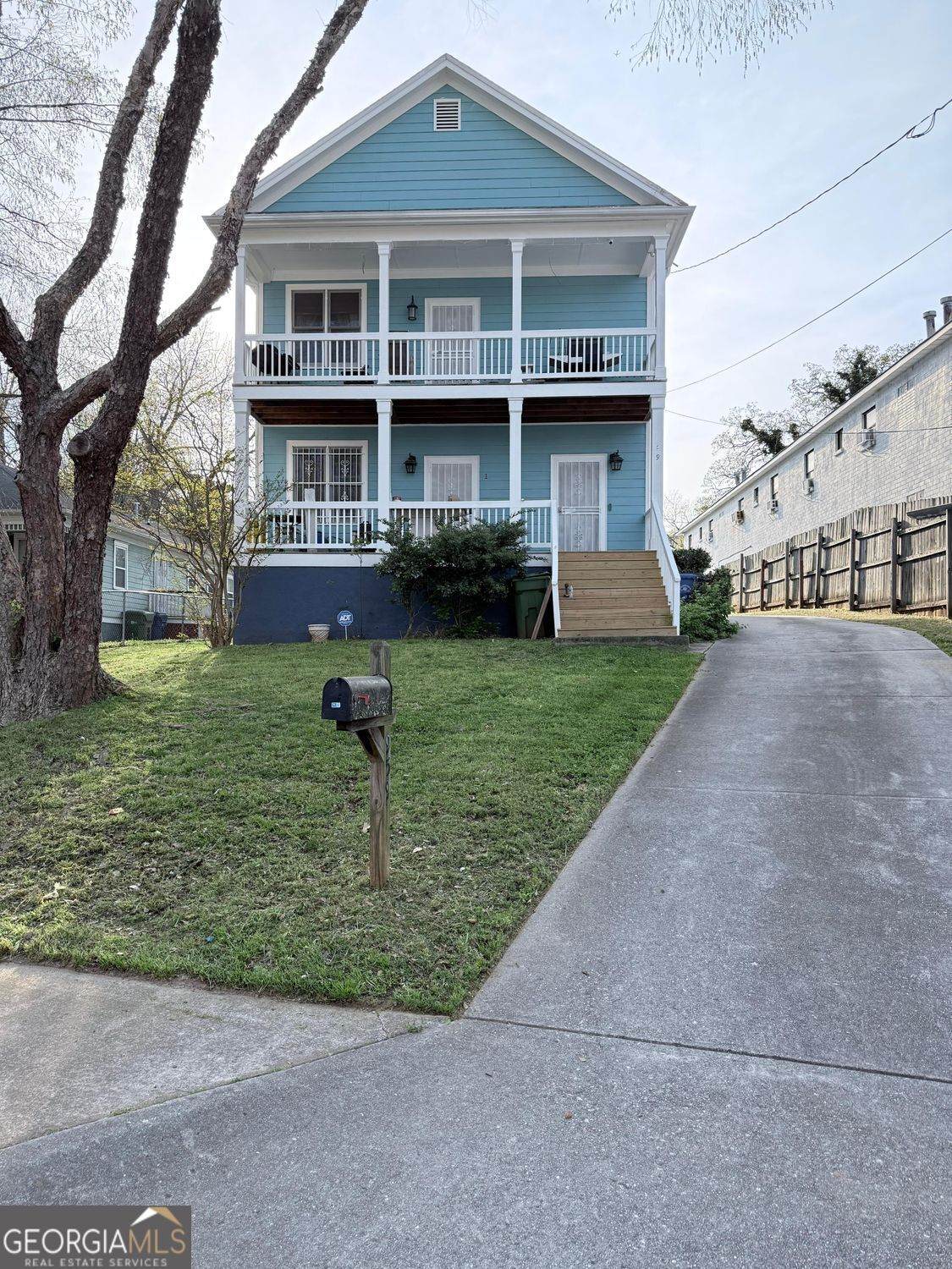 959 Washington Street - Photo 1