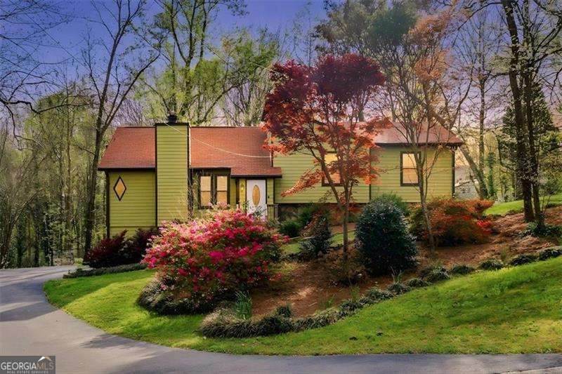 107 Spring Way - Photo 1