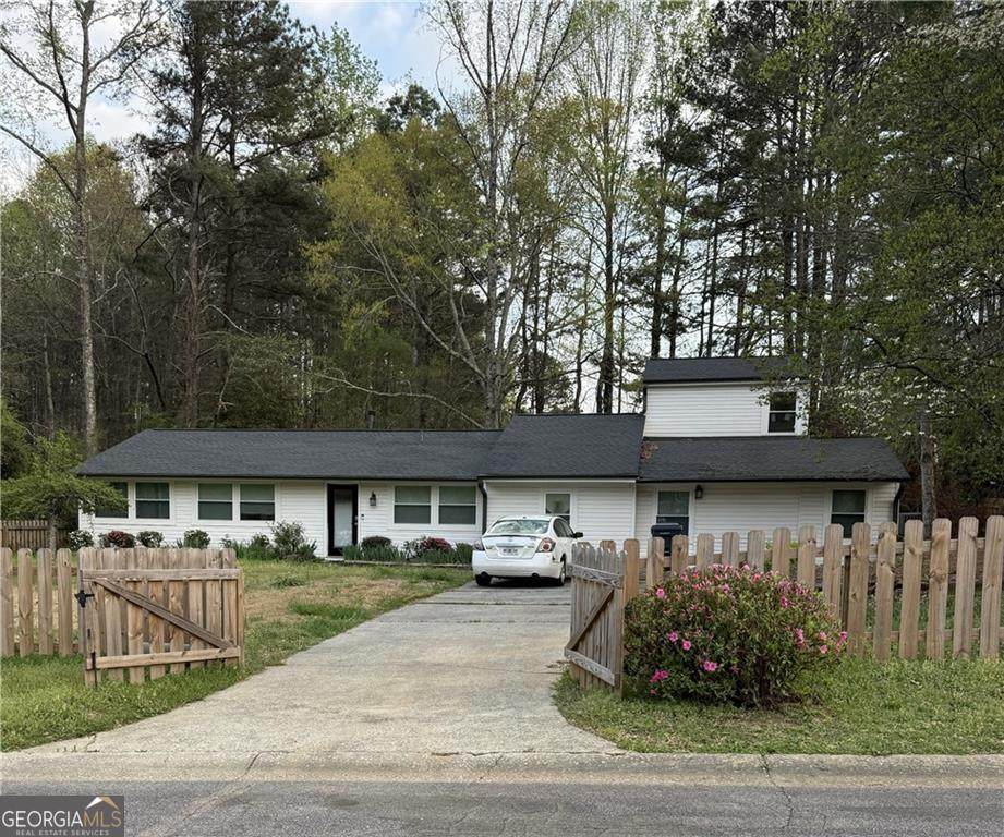 3785 Somerset Drive - Photo 1