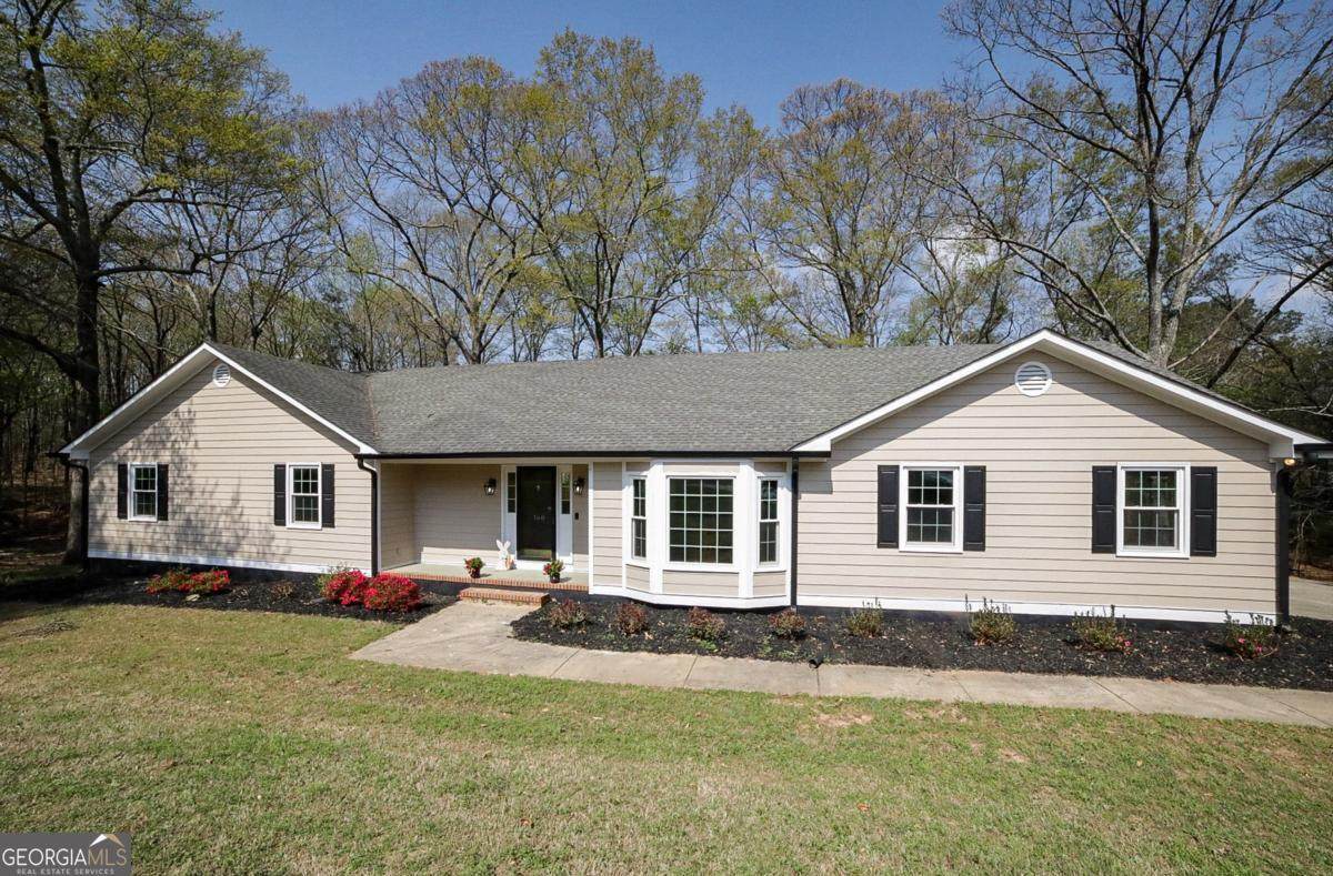 160 Kirkwood Drive - Photo 1