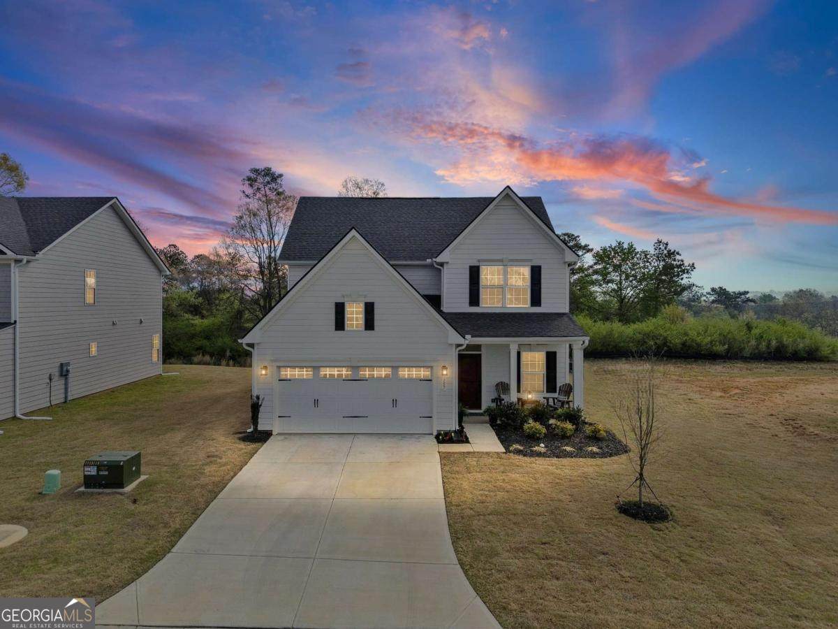 157 Asbury Circle - Photo 1