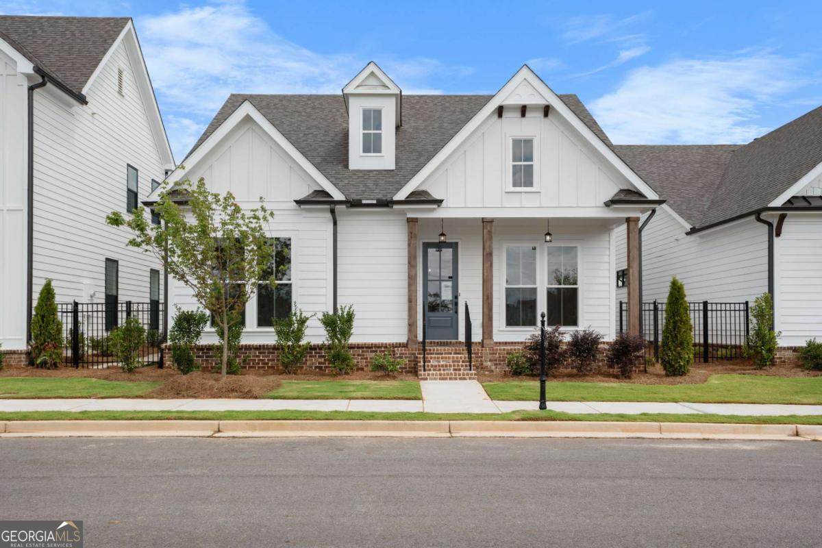 1036 Eastman Court - Photo 1