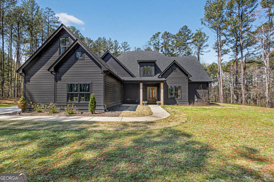 216 Saddle Creek Drive - Photo 1