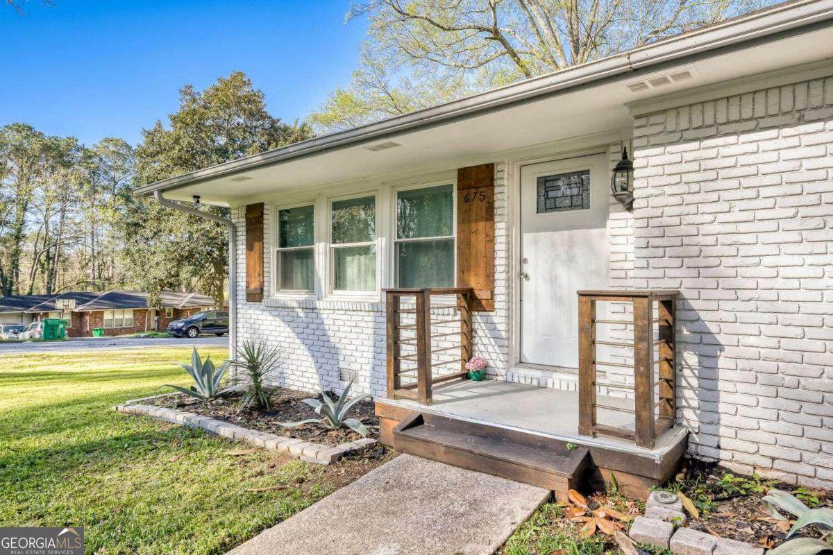 675 Collingwood Drive - Photo 1