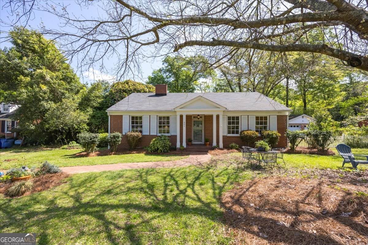 501 Pinecrest Road - Photo 1