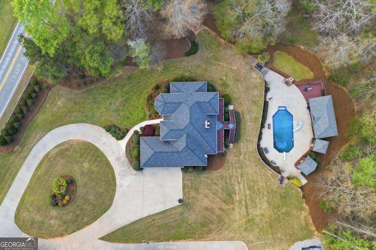 5666 Chapel Hill Road - Photo 1