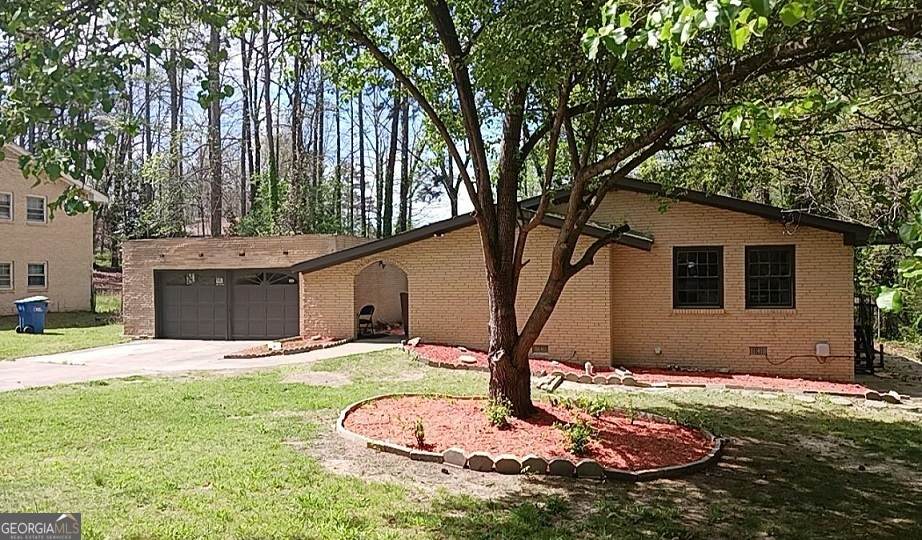 6820 Marlborough Circle - Photo 1