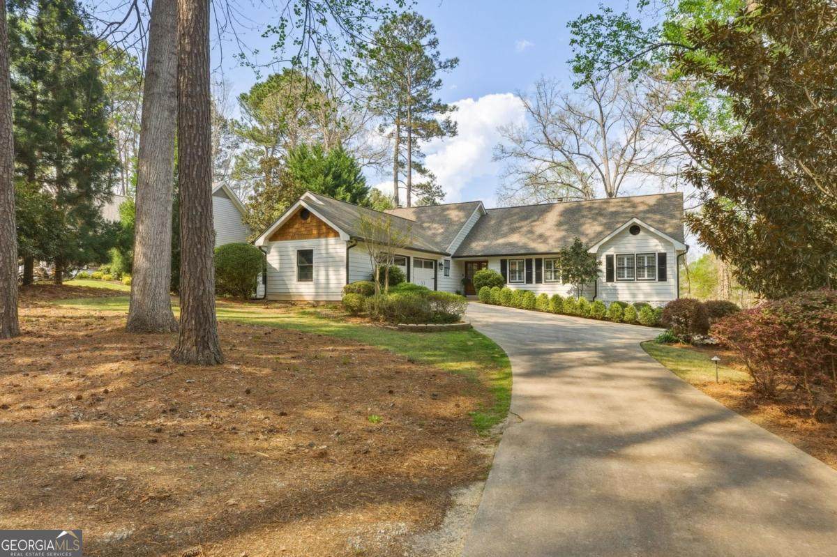 1040 Spyglass Hill - Photo 1