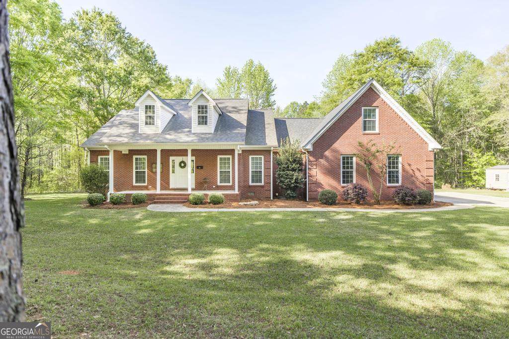 204 Smith Road - Photo 1