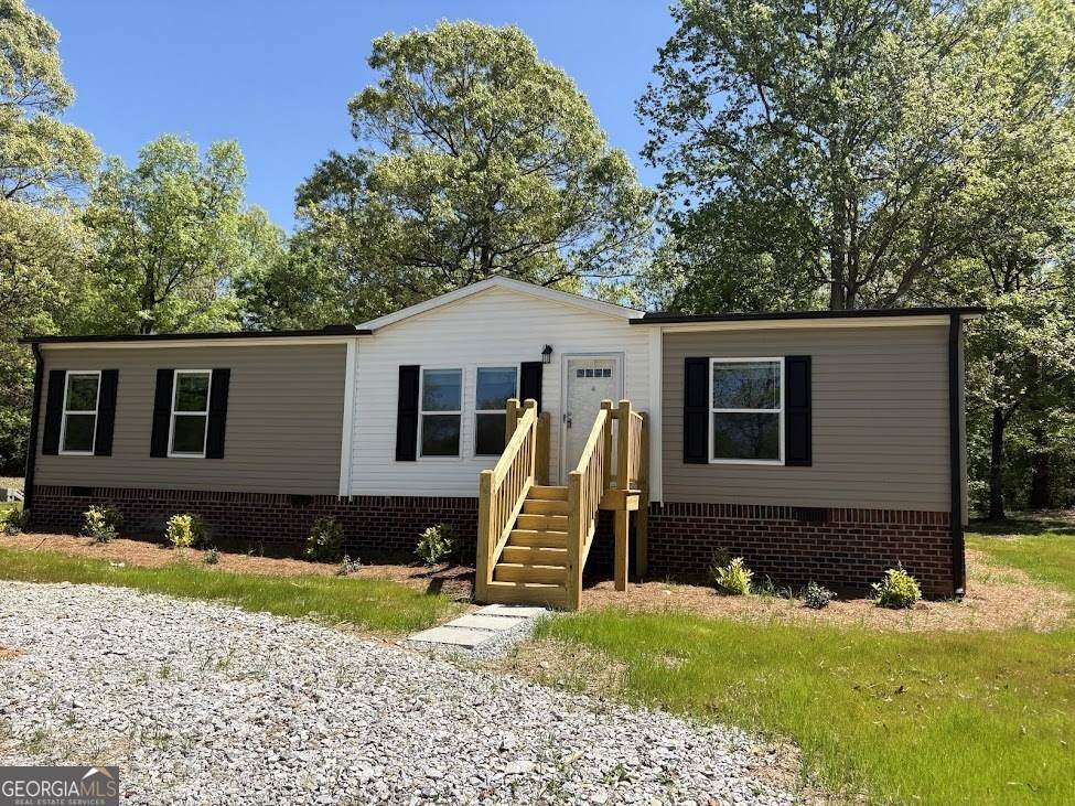 141 Trinity Court - Photo 1