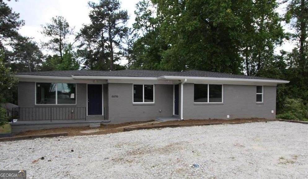 6696 Mableton Parkway - Photo 1