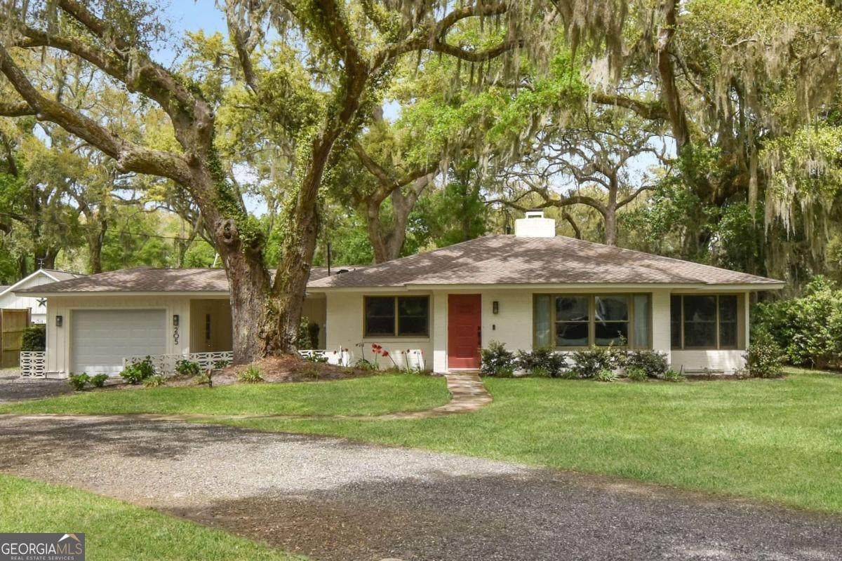 205 Youngwood Drive - Photo 1