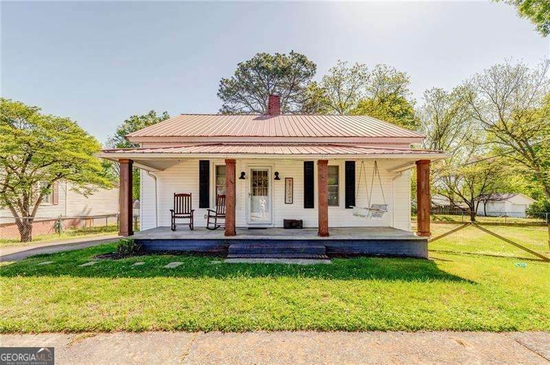 33 Elm Street - Photo 1