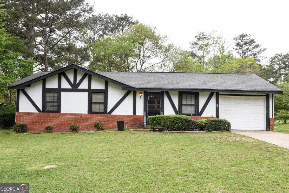 8943 Gatewood Circle - Photo 1