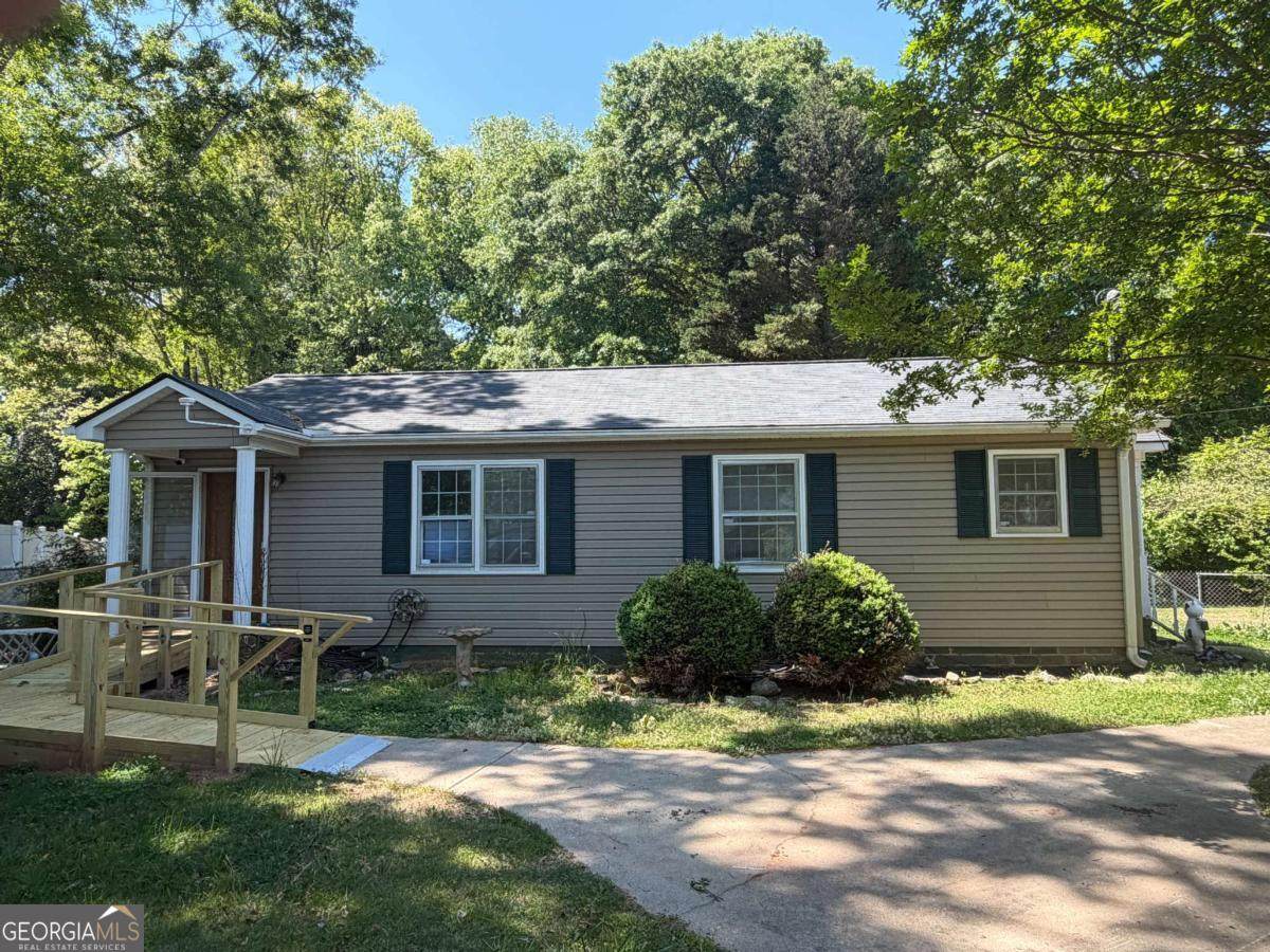 230 Glendale Drive - Photo 1