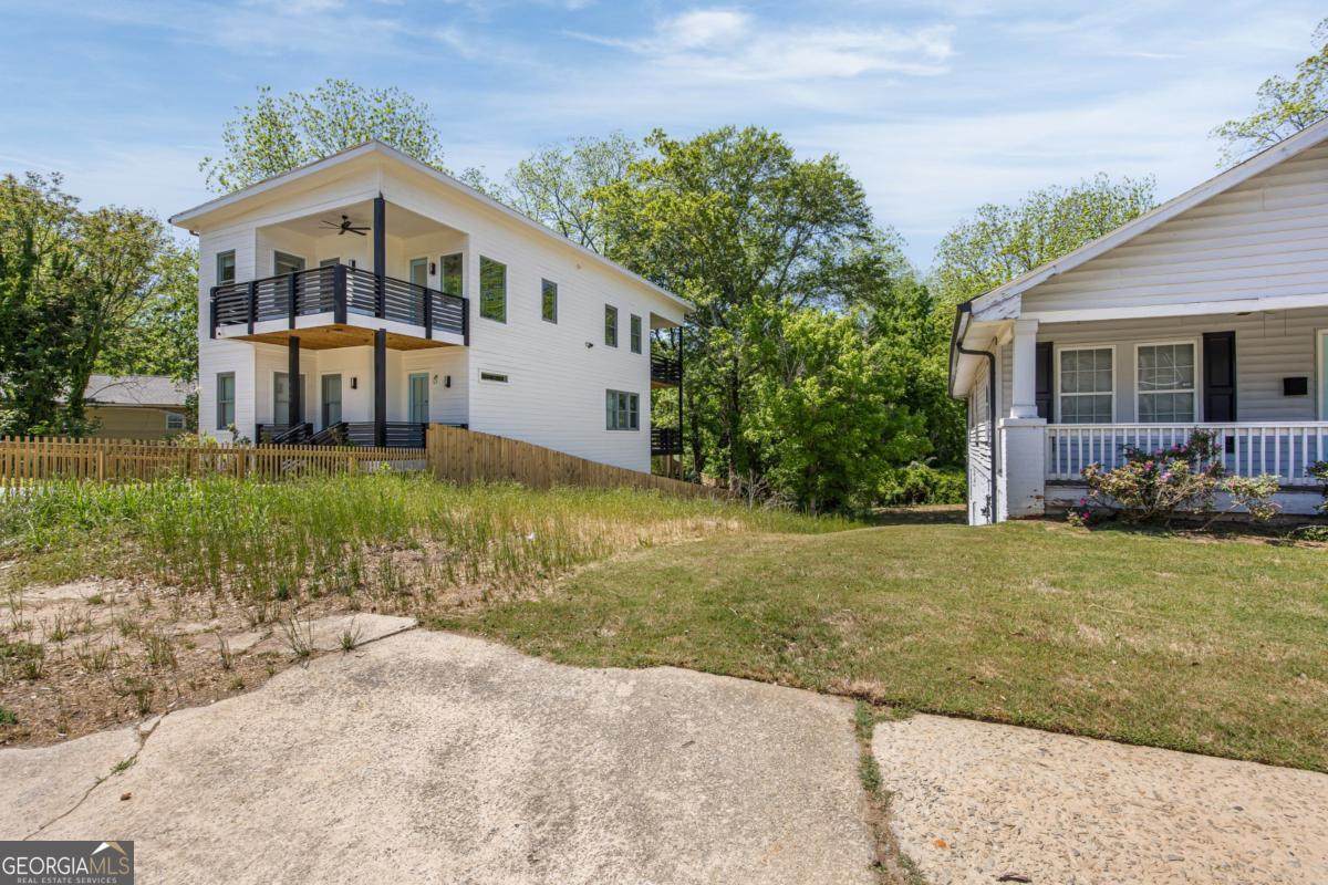 957 Ashby Circle - Photo 1