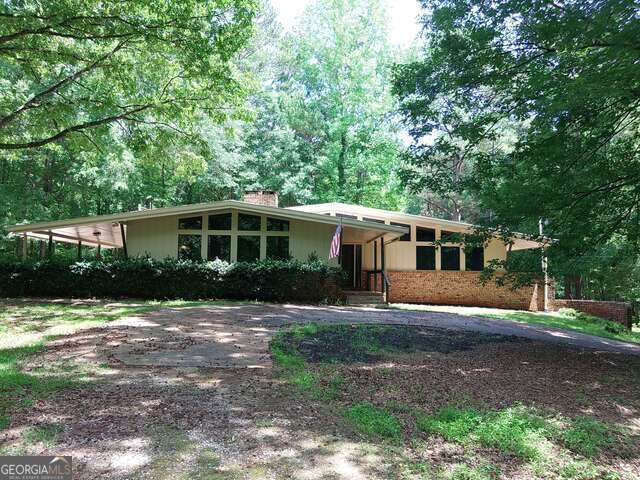 205 Avon Drive - Photo 1