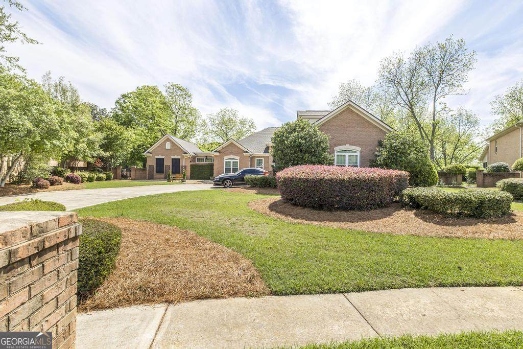 105 Orchard Lane - Photo 1