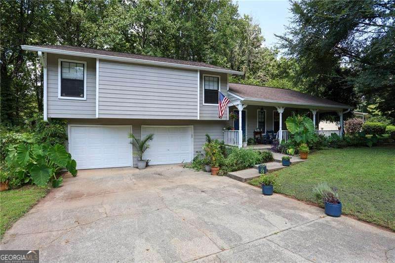 419 Creekside Lane - Photo 1