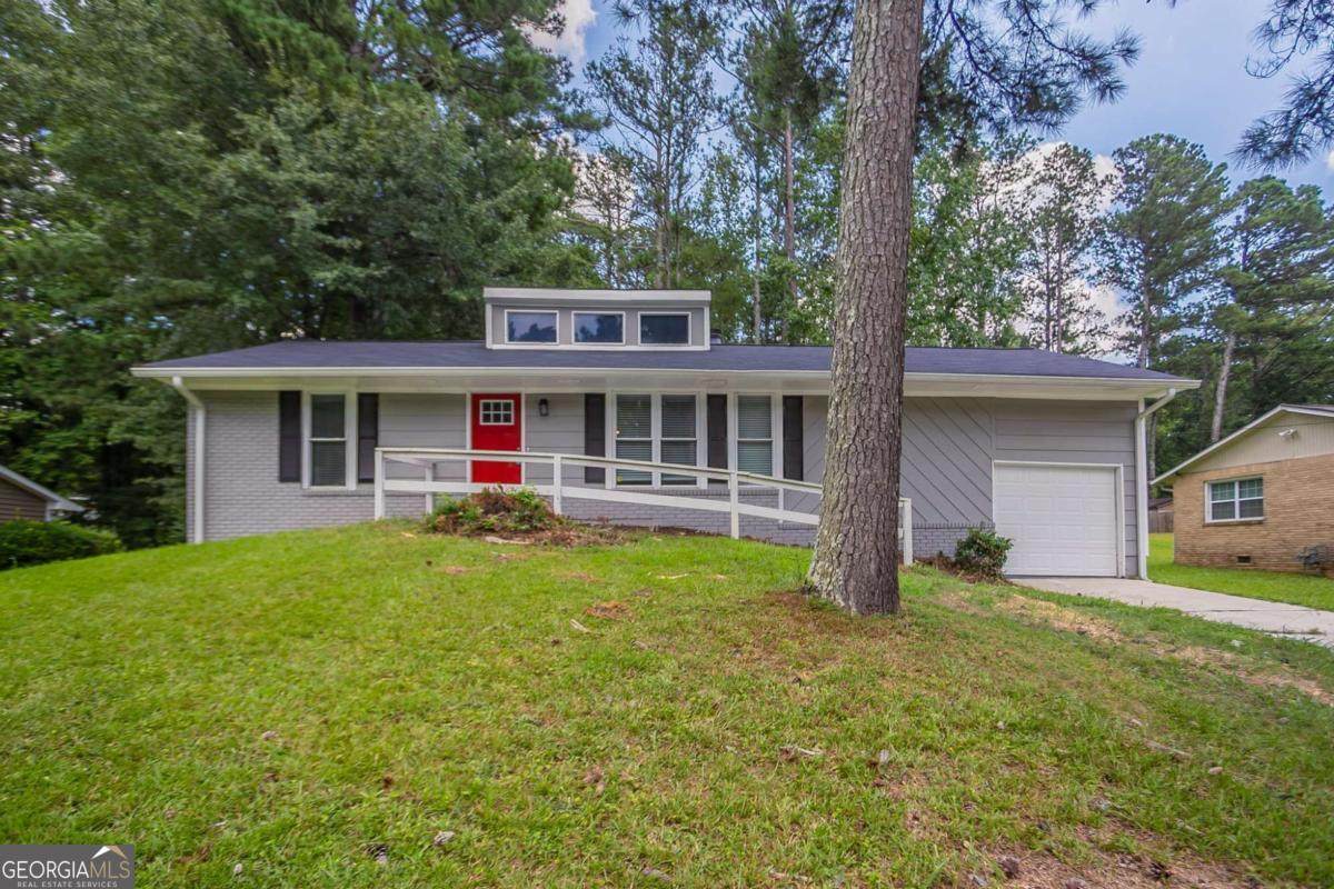 2466 Fairway Circle - Photo 1