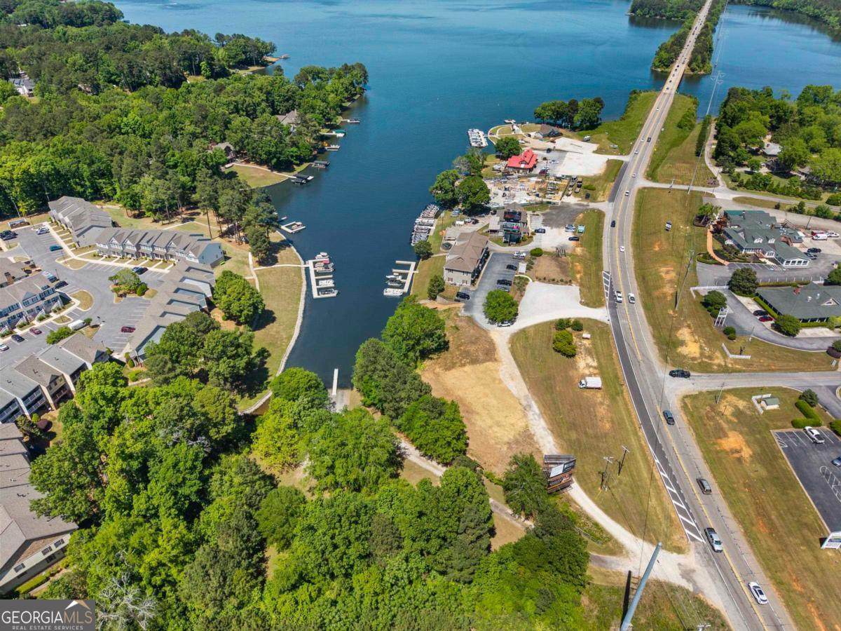 1127 Lake Oconee Parkway - Photo 1