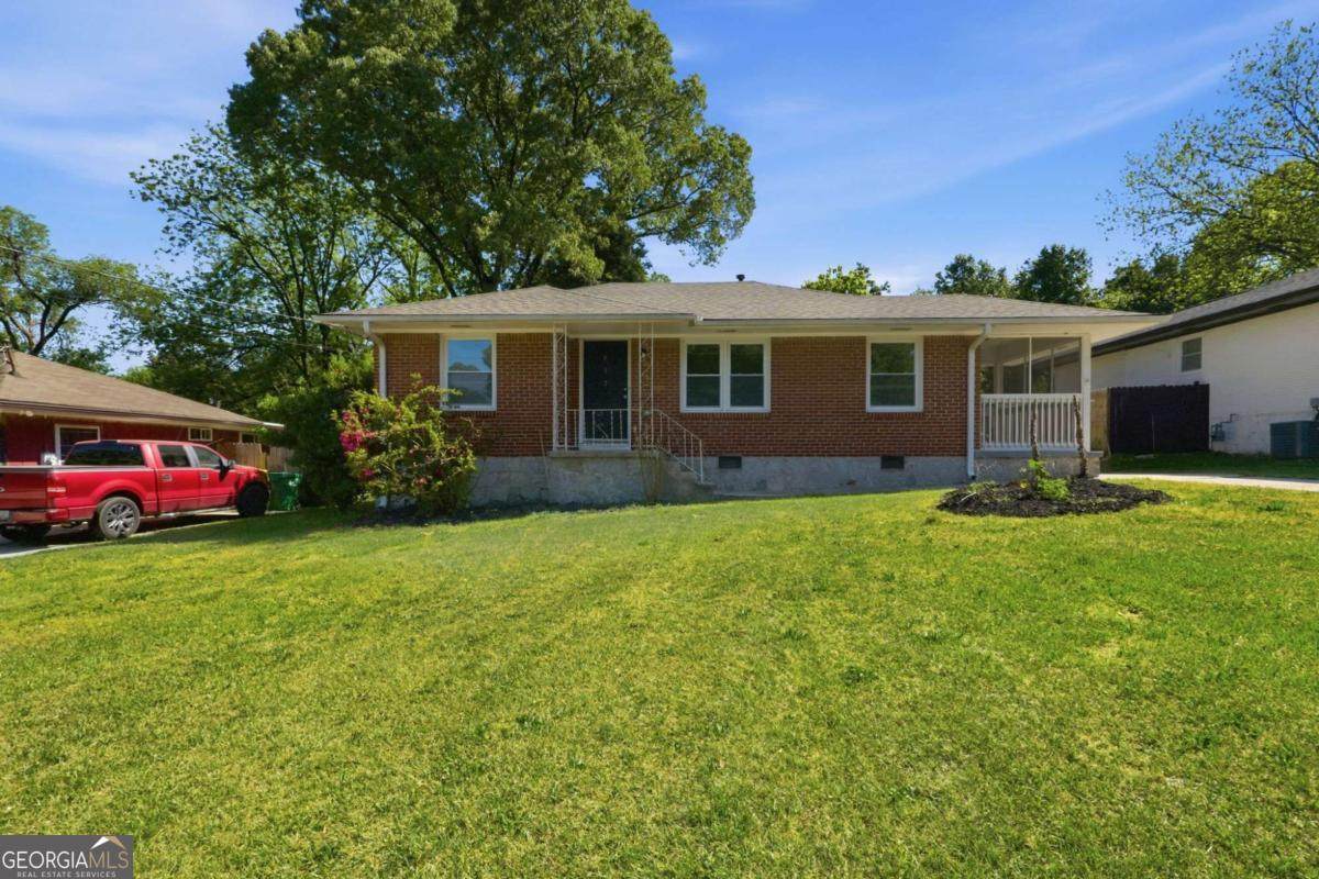 837 Northview Drive - Photo 1