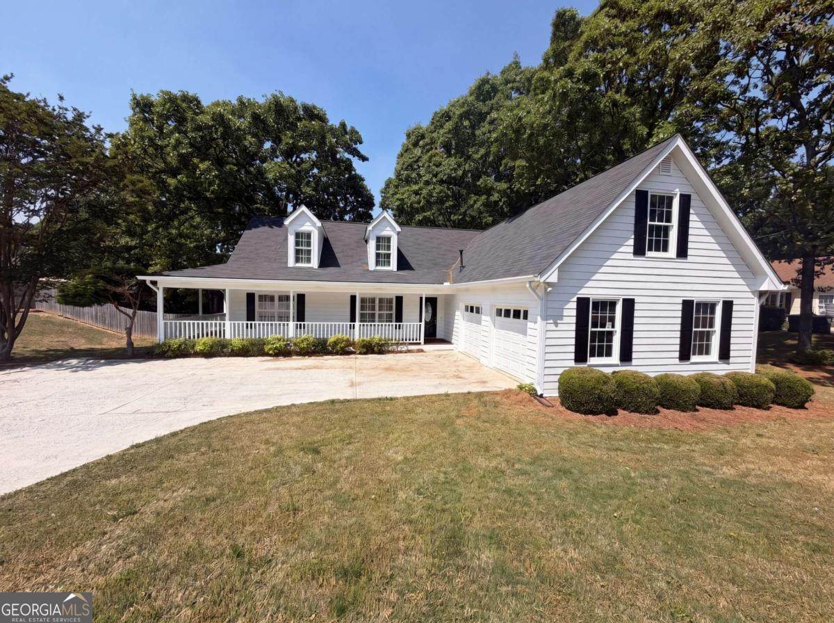 520 Fawn Lane - Photo 1