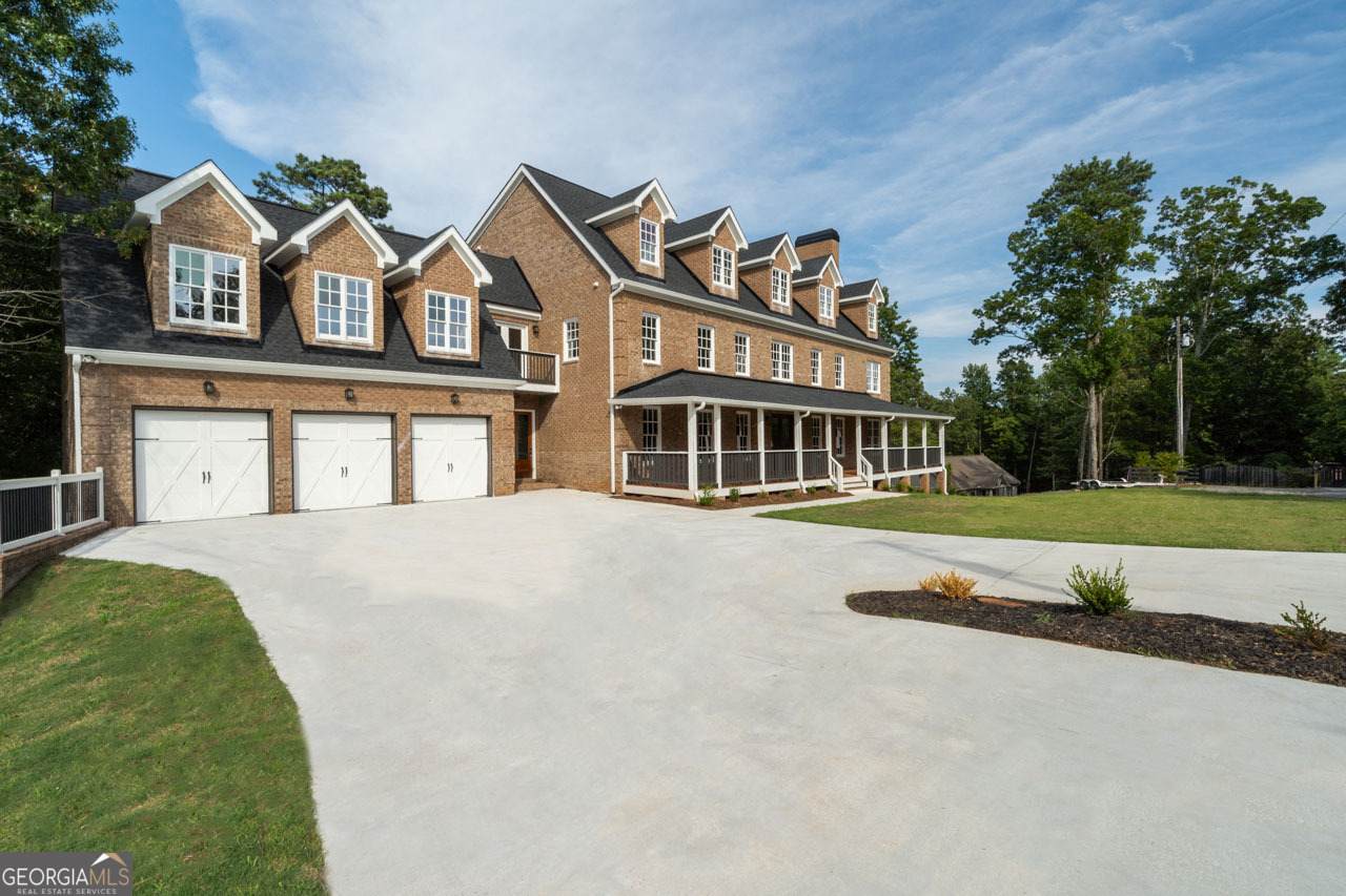 923 Oak Drive - Photo 1